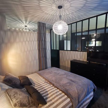 Au Saint Martin Apartman Cholet Kültér fotó
