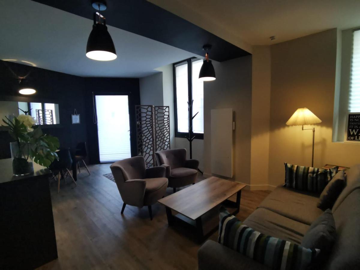 Au Saint Martin Apartman Cholet Kültér fotó